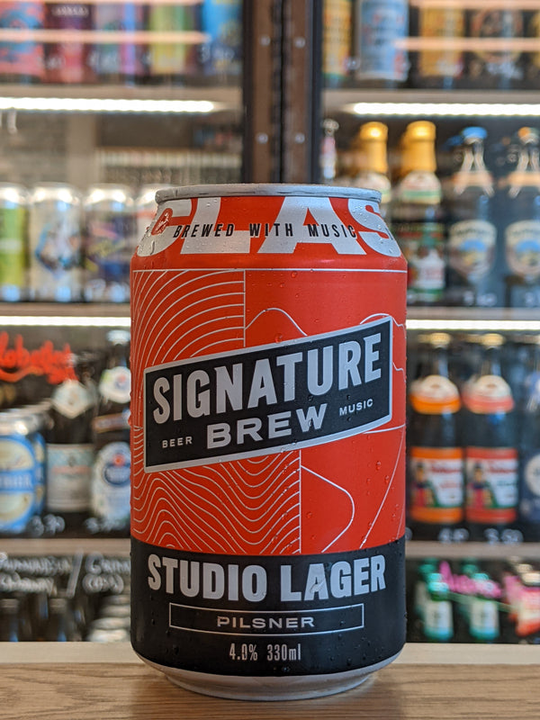 Signature | Studio Lager